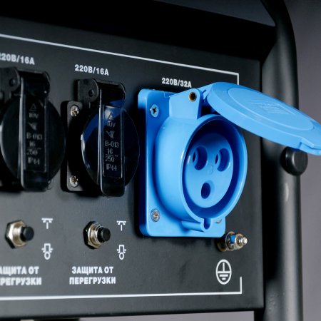 FUBAG Бензиновый генератор с электростартером и коннектором автоматики BS 6600 A ES в Кургане фото