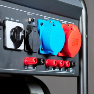Бензиновый генератор FUBAG BS 7500 XD ES DUPLEX в Кургане фото